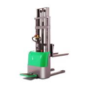 Штабелер самоходный 1,5 т 3,0 м XILIN CDD15K-EN 24/100 В/Ач Li-ion с раздвижными вилами (с платформо